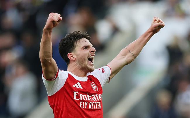 Declan Rice: Thổi bùng ngọn lửa chiến binh