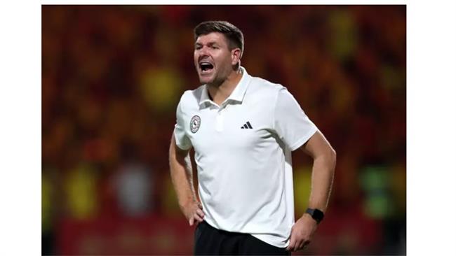 Steven Gerrard chuẩn bị trở lại cầm quân sau 8 tháng nghỉ ngơi. Steven Gerrard chuan bi tro lai cam quan sau 8 thang nghi ngoi.