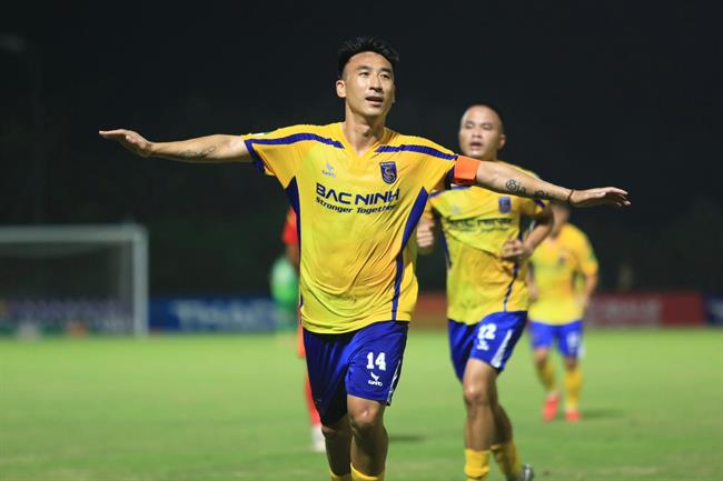 Đội của cố vấn Park Hang Seo thoát thua phút 90+7