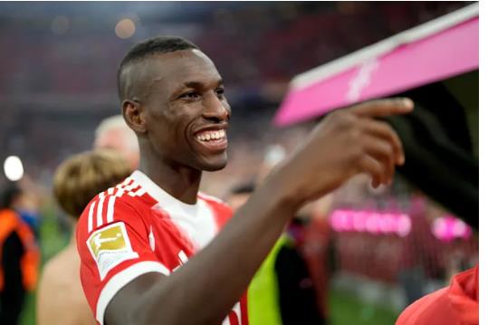 Nicolas Jackson roi Chelsea de gia nhap Bayern Munich.