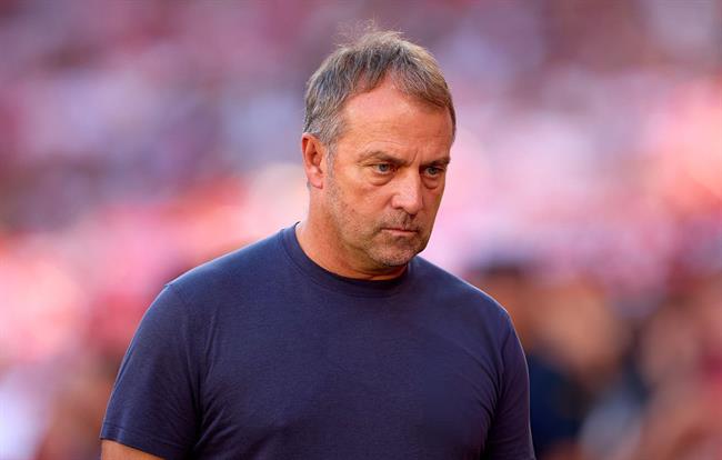 Hansi Flick muốn Barca giữ vững tinh thần sau trận thua thảm