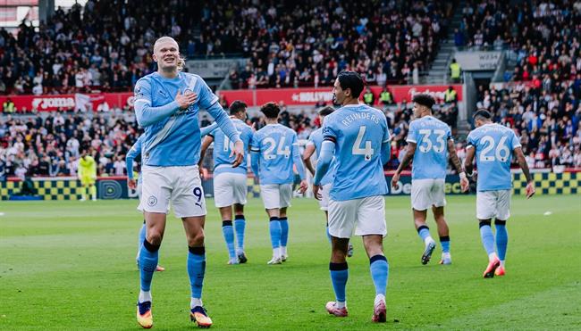 Man City đã phải đá co cụm trong trận đấu Brentford