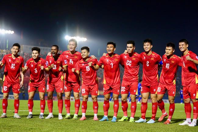 ĐT Việt Nam thăng tiến trên BXH FIFA sau trận thắng Nepal