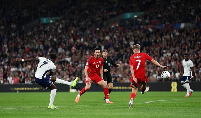 Saka lập kỷ lục sau bàn thắng vào lưới xứ Wales 1