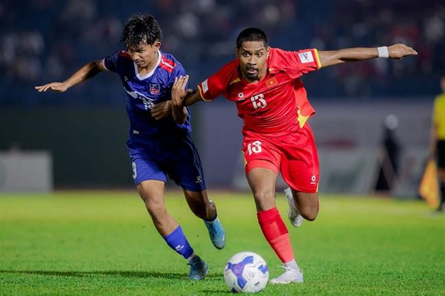 Lý do trận đấu giữa ĐT Việt Nam và Nepal bị hoãn 30 phút