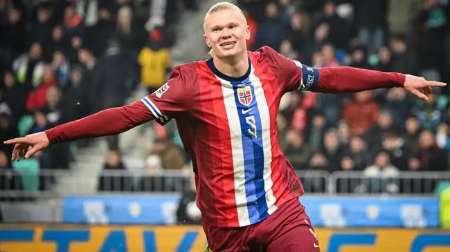 Erling Haaland khiêm tốn khi được so sánh với Ronaldo, Messi