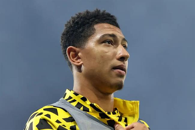 Jobe Bellingham được bảo vệ trước sóng gió bủa vậy tại Dortmund 1 Jobe Bellingham được bảo vệ trước sóng gió bủa vậy tại Dortmund 1