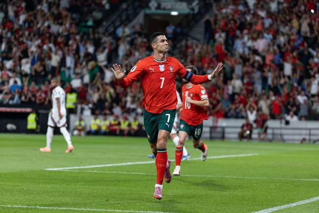 Với Cristiano Ronaldo, không có gì là giới hạn!