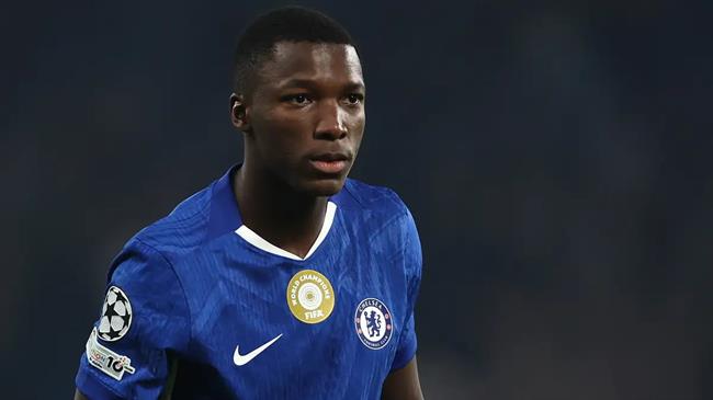 Caicedo khiến Chelsea gặp khó trước trận đại chiến Man City