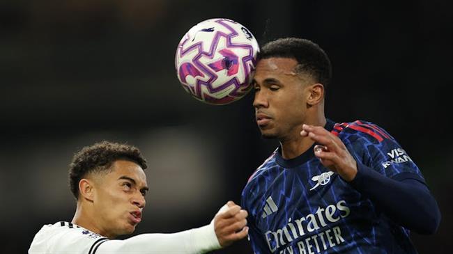 Con số khó tin về khả năng phòng ngự của Arsenal