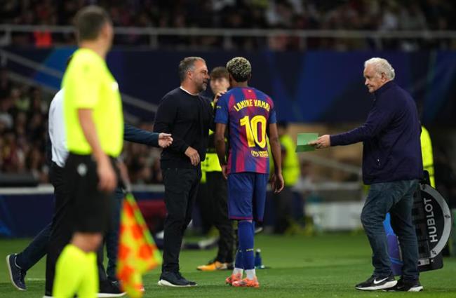 HLV Hansi Flick nhắc đến Real sau trận hủy diệt Olympiacos