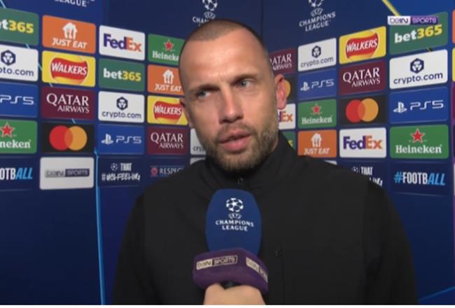 HLV Ajax tâm phục khẩu phục sau thất bại trước Chelsea