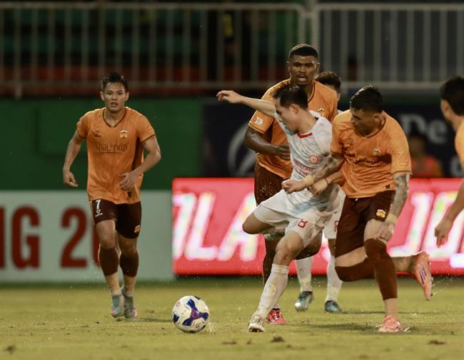 HAGL dính án phạt sau chiến thắng trước Thể Công Viettel