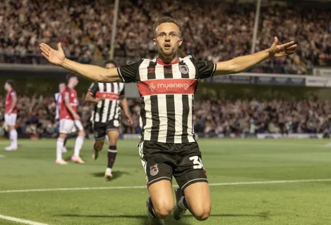 Nhận định Grimsby vs Brentford (2h45 ngày 2910) Liệu có thêm câu chuyện cổ tích 1 Nhận định Grimsby vs Brentford (2h45 ngày 2910) Liệu có thêm câu chuyện cổ tích 1