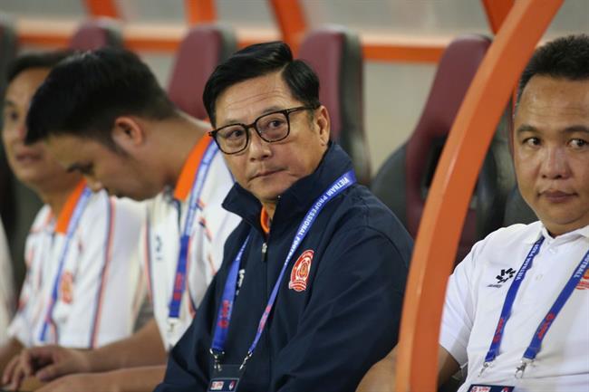 HLV Lê Huỳnh Đức không lường trước thẻ đỏ của CAHN