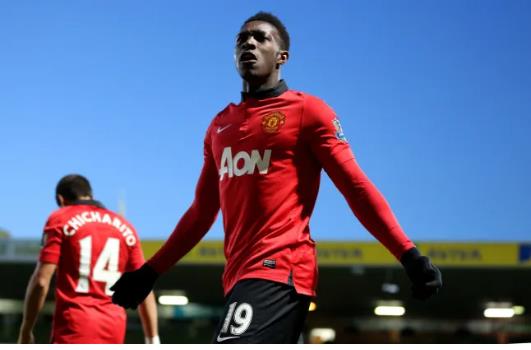 MU bị chỉ trích vì bán Danny Welbeck cho Arsenal. MU bi chi trich vi ban Danny Welbeck cho Arsenal.