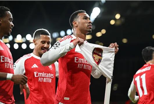 John Obi Mikel dự đoán khả năng vô địch Cúp C1 và NHA của Arsenal. John Obi Mikel du doan kha nang vo dich Cup C1 va NHA cua Arsenal.