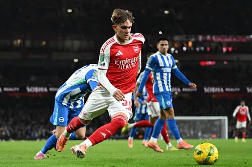 Tottenham duoc khuyen de Max Dowman ra di theo dang cho muon.