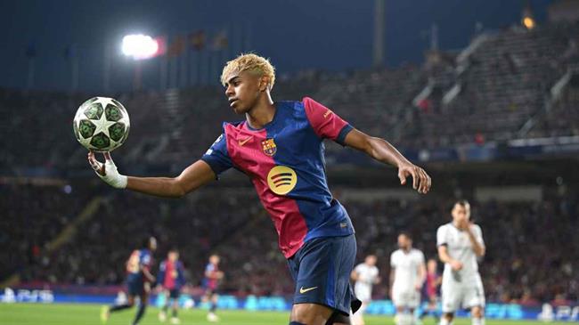 Lamine Yamal lập kỷ lục khi lọt vào Đội hình tiêu biểu FIFPRO 2025