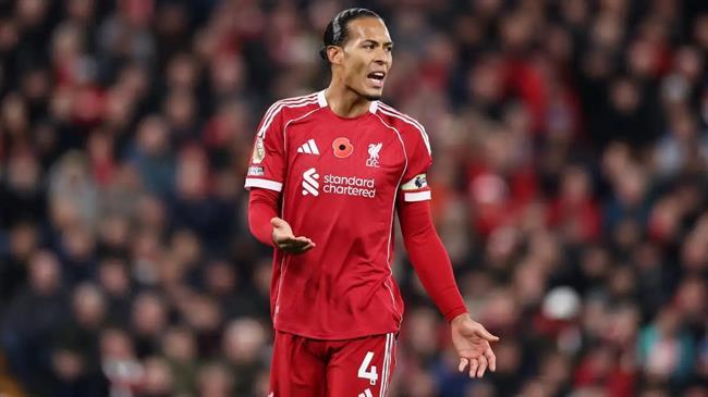 Van Dijk từng liên hệ Real Madrid trước khi gia hạn với Liverpool