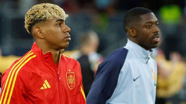 Lamine Yamal Từ cậu bé mang bài tập đến siêu sao World Cup 6 Lamine Yamal Từ cậu bé mang bài tập đến siêu sao World Cup 6