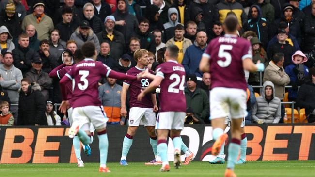Nhận định West Ham vs Burnley (22h00 ngày 811) Làm khó Búa tạ 2 Nhận định West Ham vs Burnley (22h00 ngày 811) Làm khó Búa tạ 2