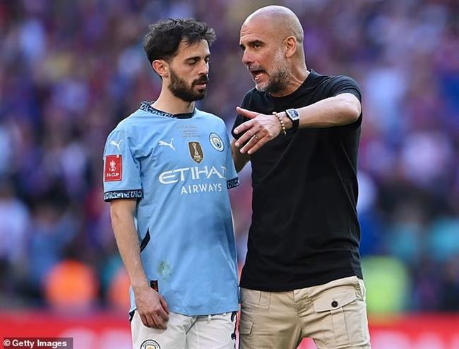 Pep không biết về ý định rời Man City của Bernardo Silva