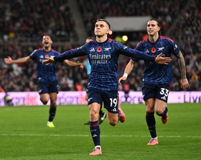 Sunderland là khắc tinh của các đội bóng thành London 1 Sunderland là khắc tinh của các đội bóng thành London 1