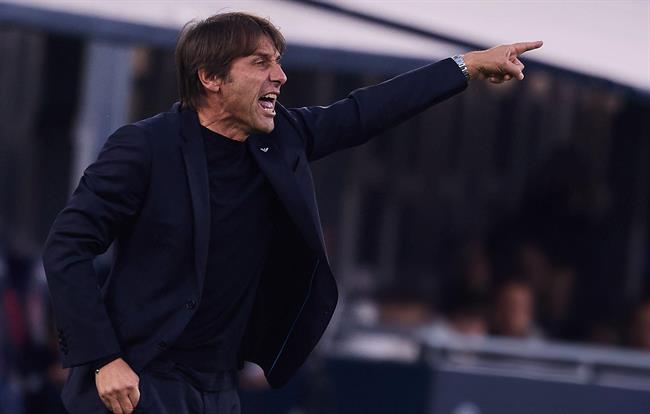 Antonio Conte thất vọng với bản thân sau trận thua của Napoli 1