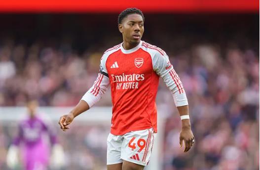 Arsenal được khuyên nên giữ Myles Lewis-Skelly 1 Arsenal được khuyên nên giữ Myles Lewis-Skelly 1
