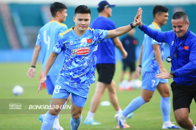 Quang Hải thay sao Việt kiều làm đội phó tuyển Việt Nam