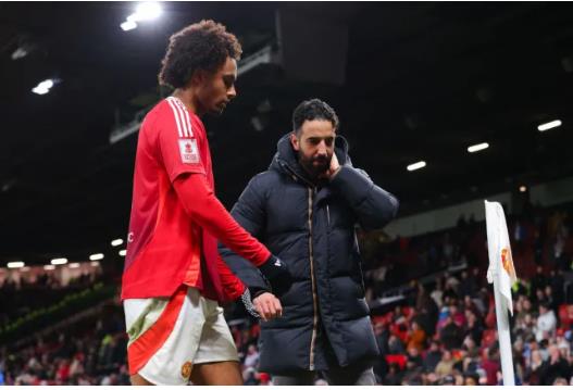 MU chốt giá bán Joshua Zirkzee cho Roma. MU chot gia ban Joshua Zirkzee cho Roma.