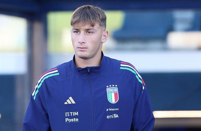 Tiểu sử tiền đạo Francesco Pio Esposito