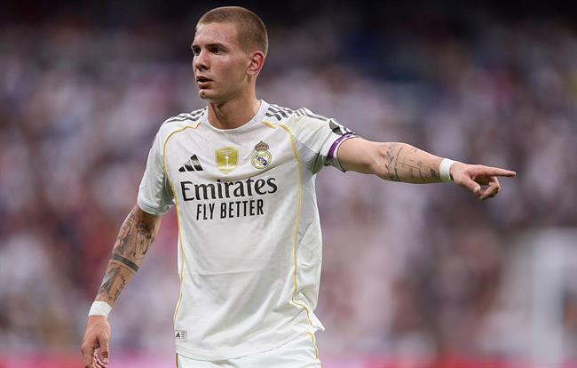 Tân binh Real Madrid thừa nhận kém hơn Lamine Yamal 1