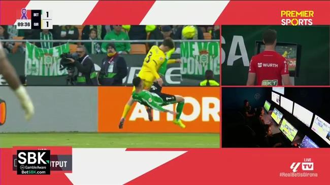 Antony mất ngủ sau tấm thẻ đỏ đầu tiên trong màu áo Betis 1