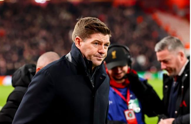 Gerrard không muốn thế chỗ Arne Slot dẫn dắt Liverpool 1