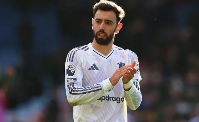 Ruben Amorim cập nhật tình hình của Bruno Fernandes