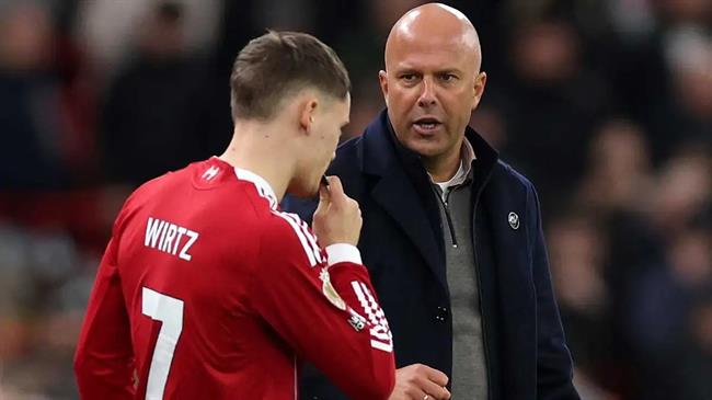 Chủ tịch Bayern chỉ trích Liverpool, tiếc cho Florian Wirtz