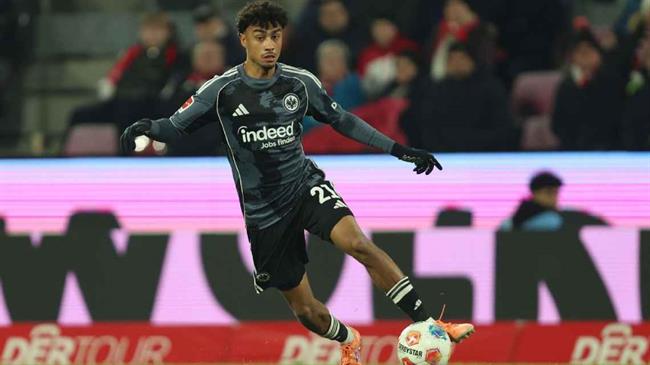 Điểm tin bóng đá sáng 3/12: MU giành hậu vệ trái Frankfurt với Real và Barca