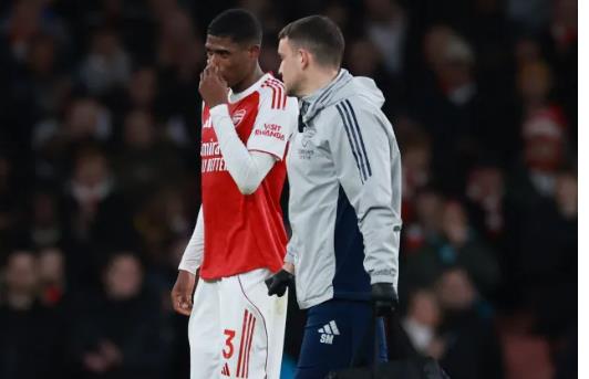 Arsenal nhận cú sốc về chấn thương của Cristhian Mosquera