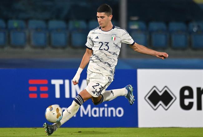 Tiểu sử tiền vệ tấn công Cristian Volpato