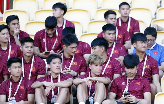 Phản ứng của U22 Việt Nam khi bị U22 Malaysia "vượt mặt"