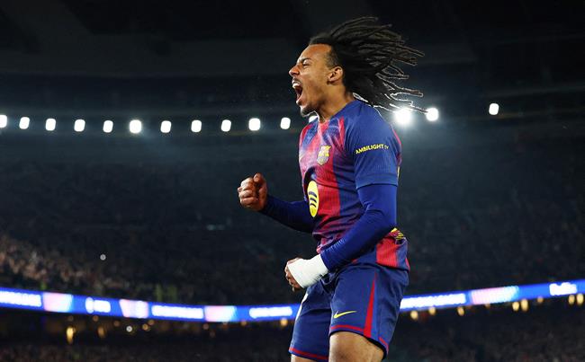 Đêm diễn của Jules Kounde