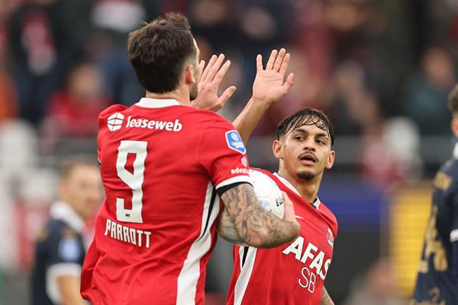 Nhận định Shelbourne vs Crystal Palace (03h00 ngày 1212) 3 điểm cho Đại bàng 2 Nhận định Shelbourne vs Crystal Palace (03h00 ngày 1212) 3 điểm cho Đại bàng 2