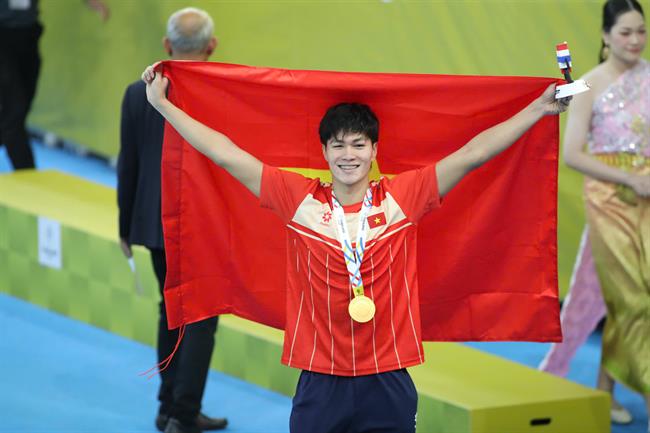 Trần Hưng Nguyên muốn nhả vía HCV SEA Games cho ĐT bơi lội Việt Nam 1 Trần Hưng Nguyên muốn nhả vía HCV SEA Games cho ĐT bơi lội Việt Nam 1