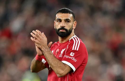 Mohamed Salah tro lai doi hinh Liverpool cho tran dau voi Brighton.