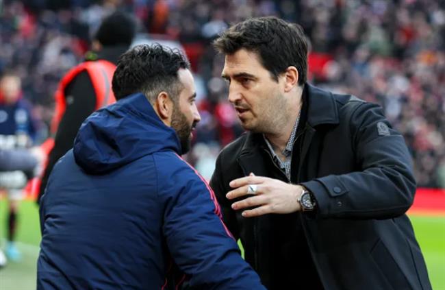 Loạt đội bóng Ngoại hạng Anh quan tâm đến HLV Andoni Iraola