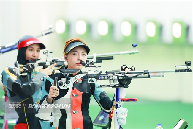 Bộ đồ đặc biệt của "hoa khôi" bắn súng Phí Thanh Thảo