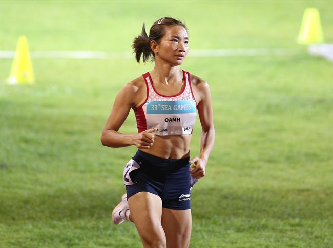 TRỰC TIẾP SEA Games 33 ngày hôm nay 15/12: TTVN quyết bám đuổi Indonesia