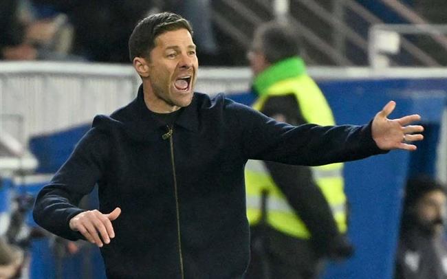 Xabi Alonso có lẽ đang cầu nguyện vào mỗi trận đấu hiện tại